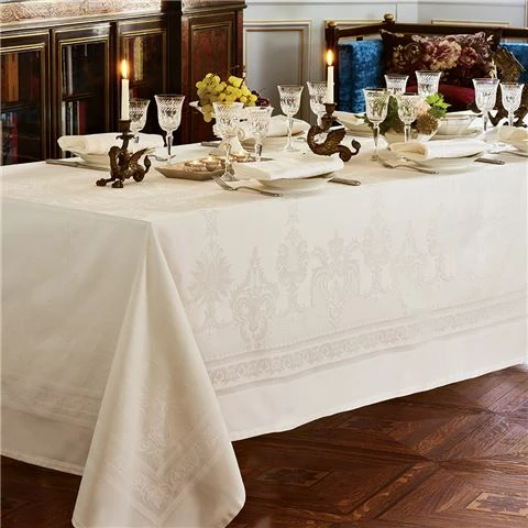 Garnier-Thiebaut - Beauregard Ivory Tablecloth 190x310cm 1 Garnier-Thiebaut - Beauregard Ivory Tablecloth 190x310cm
