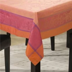 Garnier-Thiebaut - Nymphee Peche Rose Tablecloth 172x252cm